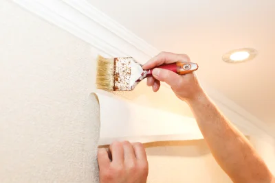 Pose de papier peint à Château — revêtements muraux et toiles de verre